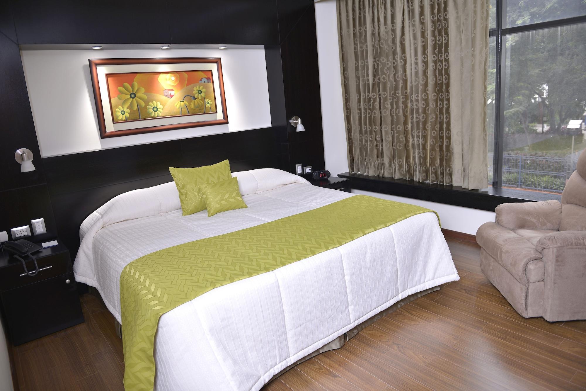 Hotel Ramada Guayaquil Exterior photo
