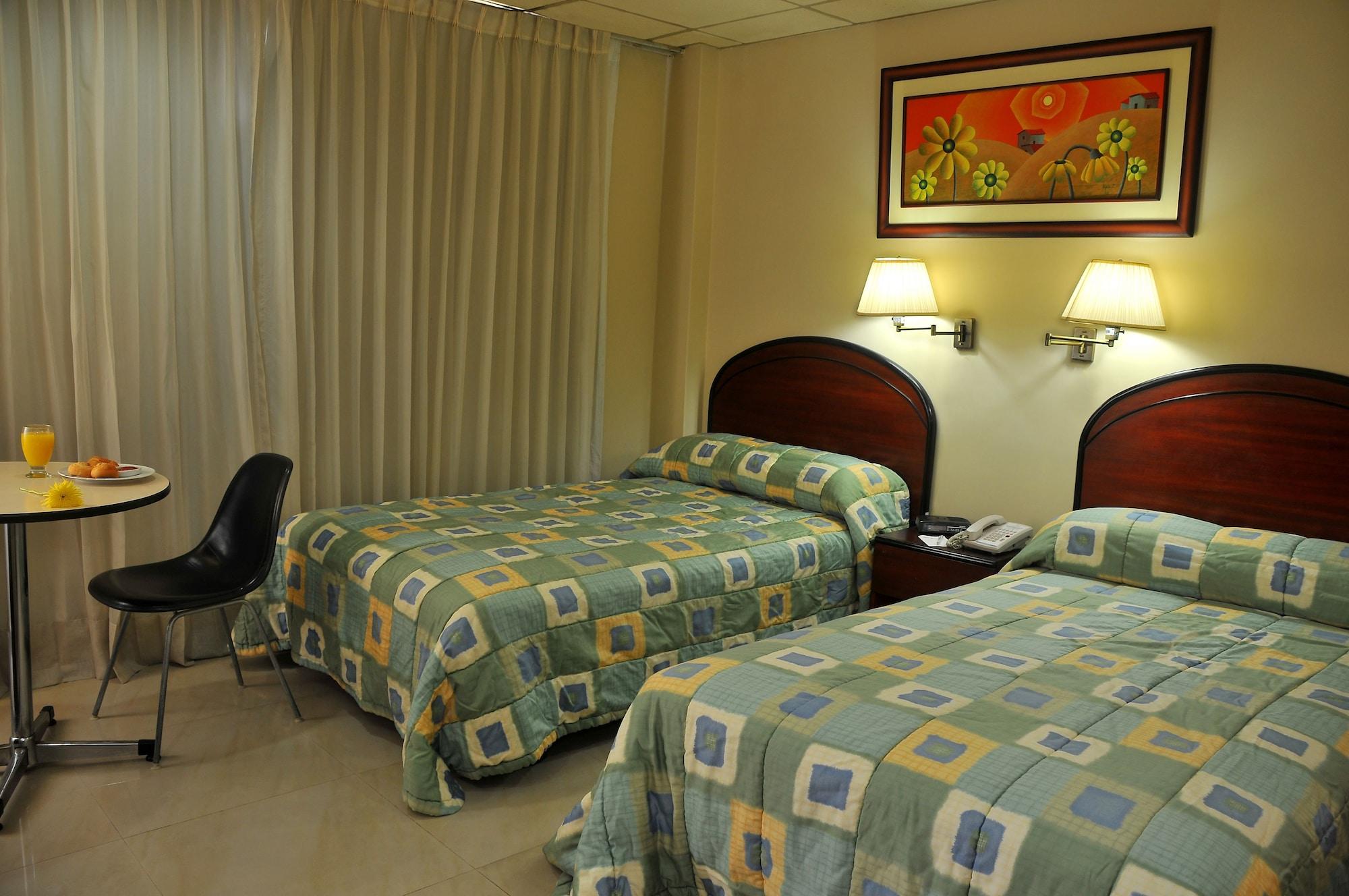 Hotel Ramada Guayaquil Exterior photo