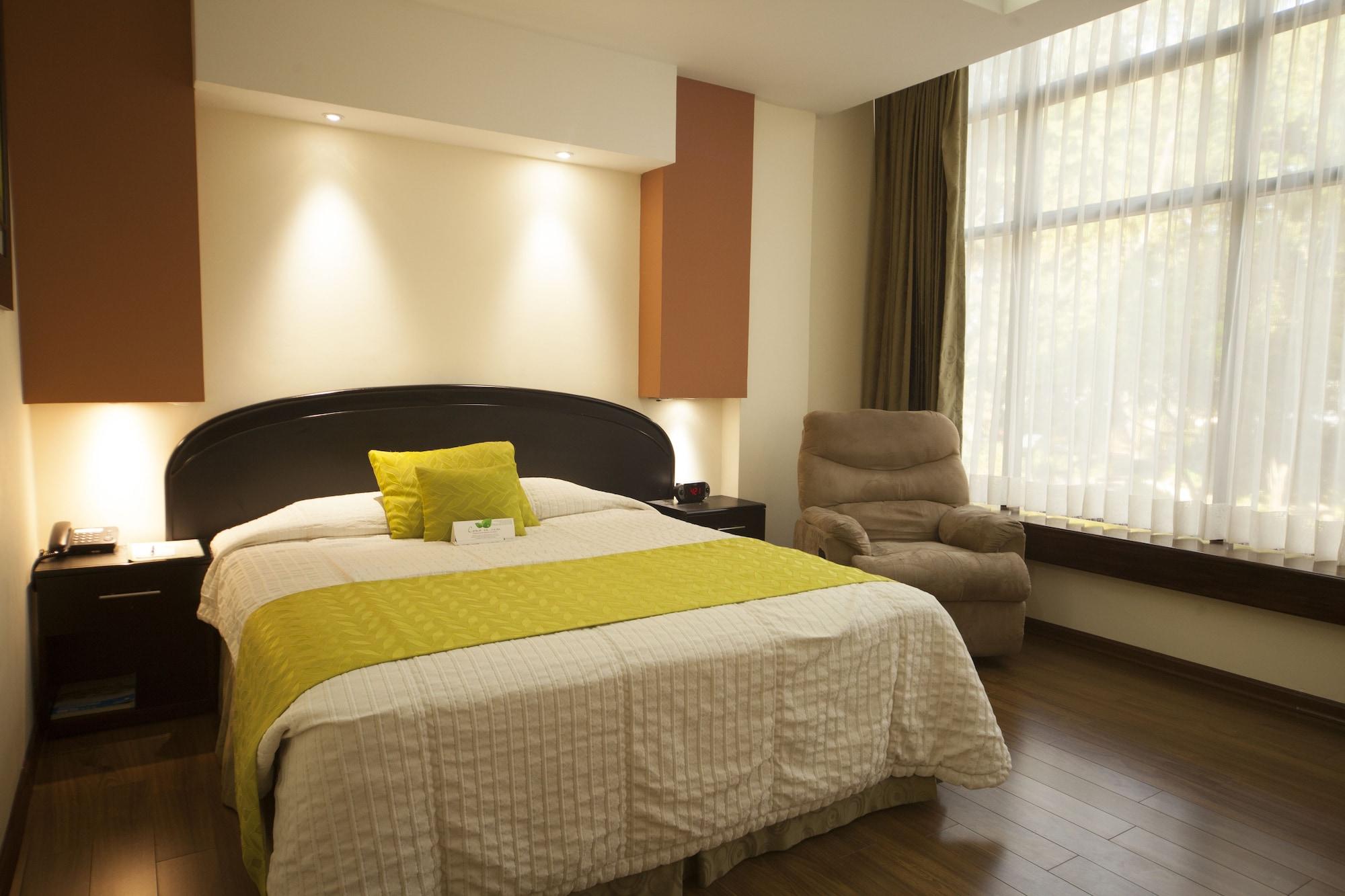 Hotel Ramada Guayaquil Exterior photo