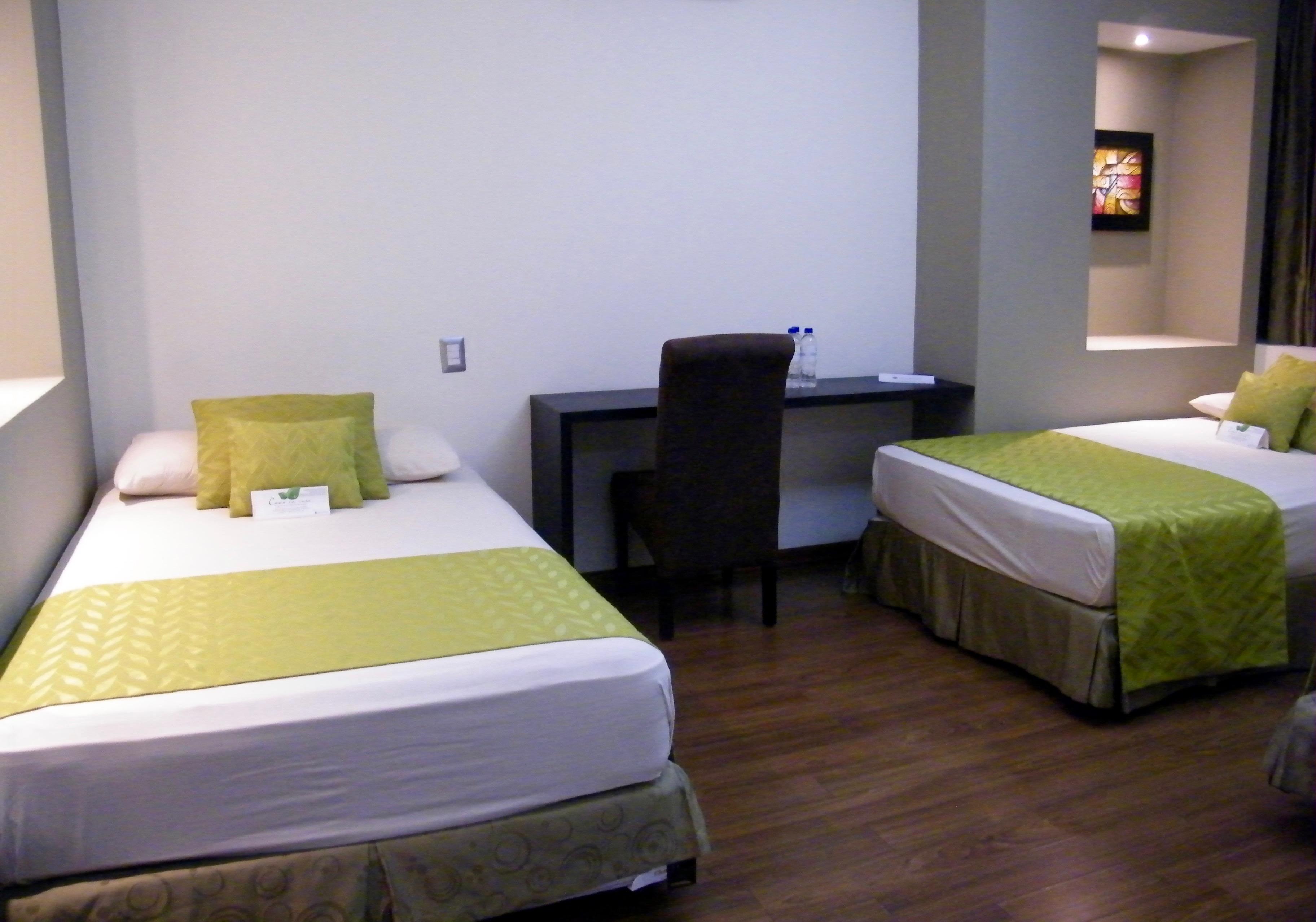 Hotel Ramada Guayaquil Exterior photo